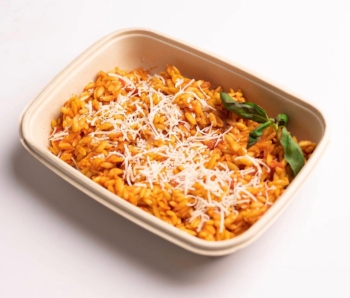 Chicken Fusilli with Tomato Sauce